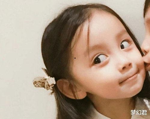 网红吃瓜微信情侣,甜蜜互动背后的秘密大揭秘